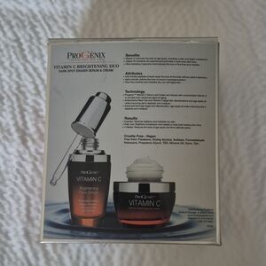 Vitamin C Brightening Serum & Cream Duo — Orange/Black